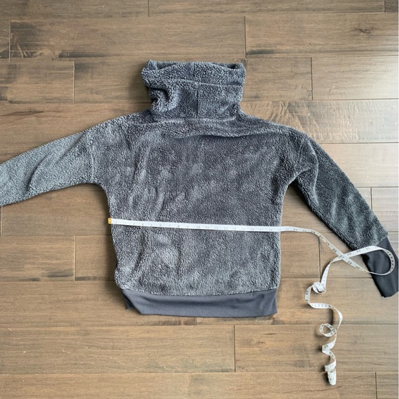 Mondetta fluffy grey cowl neck sweater - Picture 3 of 4